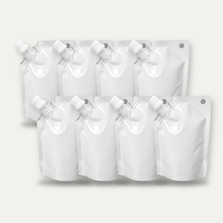 Kunsturin im 8er-Pack: acht 30-ml-Beutel synthetischer Urin